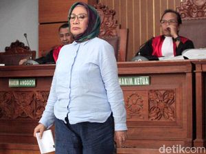 Jaksa Cecar Ratna Sarumpaet soal Sosok Setan Pembisik Jaksa Cecar Ratna Sarumpaet soal Sosok Setan Pembisik
