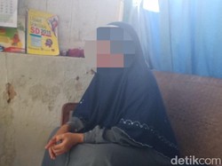 Densus 88 Sita Laptop dan HP dari Rumah Terduga Teroris di Madiun