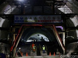 1 dari 13 Terowongan Kereta Cepat JKT-BDG Akhirnya Tembus