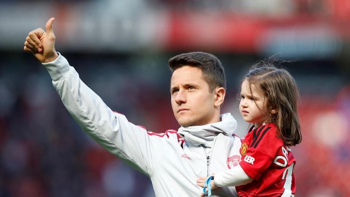 Ander Herrera berikan salam perpisahan untuk fans Man United (Andrew Yates/Reuters)