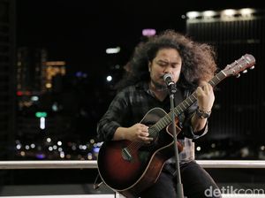Pusakata Lantunkan Doa dalam Lagu Baru Pusakata Lantunkan Doa dalam Lagu Baru
