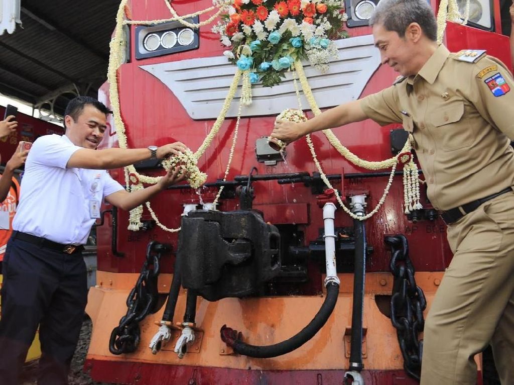 KAI Tambah 6 Perjalanan KA Bogor-Sukabumi, Total Jadi 12 KAI Tambah 6 Perjalanan KA Bogor-Sukabumi, Total Jadi 12