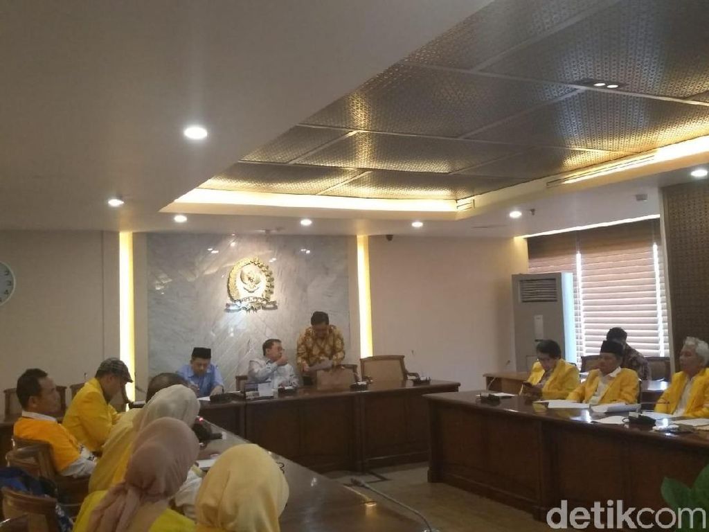 Temui Fadli-Fahri, IKB UI Minta Kematian KPPS Jadi Bencana Nasional Temui Fadli-Fahri, IKB UI Minta Kematian KPPS Jadi Bencana Nasional