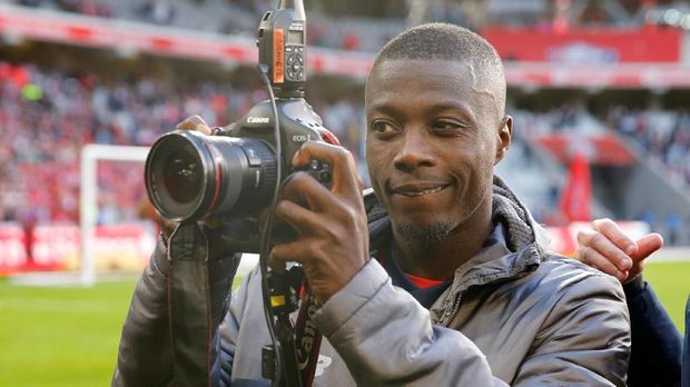 Winger LOSC Lille Nicolas Pepe jadi incaran Liverpool.