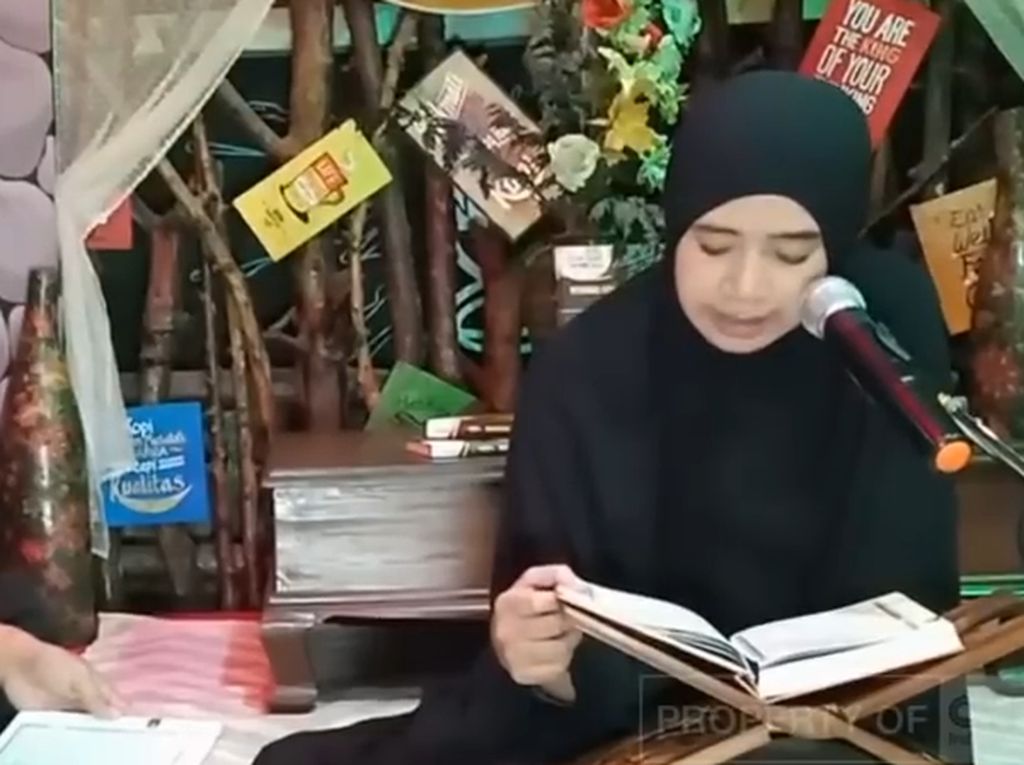 Bukan Live Music, Kafe di Mataram Ada Live Tadarus Bukan Live Music, Kafe di Mataram Ada Live Tadarus