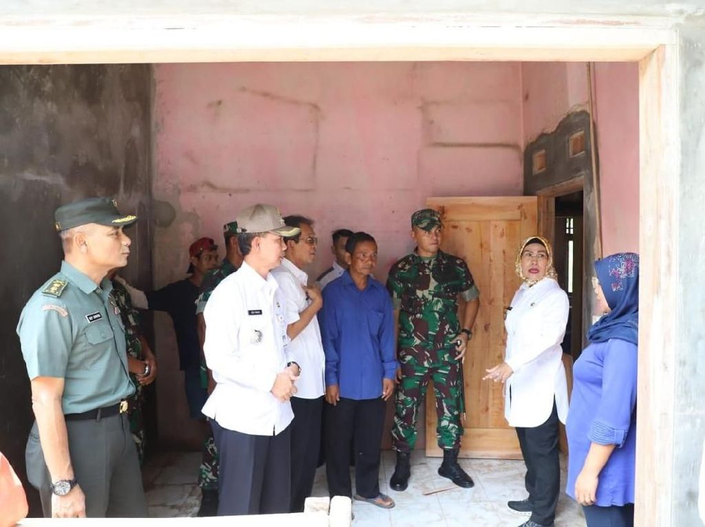 33 Rumah Terdampak Tsunami di Anyer Selesai Dibangun 33 Rumah Terdampak Tsunami di Anyer Selesai Dibangun