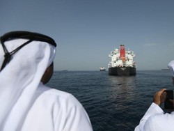 Kapal Minyak Arab Saudi Diserang, Buntut Manuver AS di Timur Tengah?