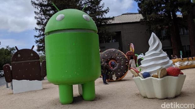 Patung OS Android di markas Google, Mountain View, AS.