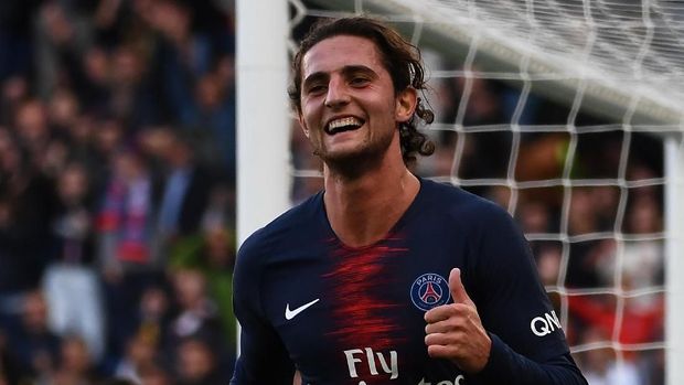 Adrien Rabiot jadi pemain kedua yang didapat secara gratis musim ini.