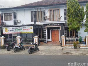 Tepergok Pungli, 2 Pegawai Honorer Disdukcapil Ciamis Ditangkap