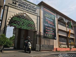 Kisah Kiai Ilyas, Pendiri Pesantren Pertama di Bumi Majapahit Kisah Kiai Ilyas, Pendiri Pesantren Pertama di Bumi Majapahit