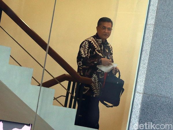 Pejabat PLN Diperiksa KPK Soal Dugaan Suap Sofyan Basir