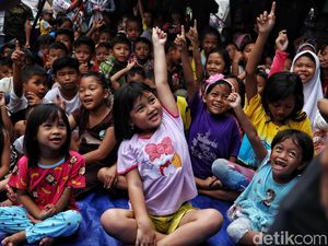 Trauma Healing untuk Kembalikan Keceriaan Anak-anak Kampung Bandan