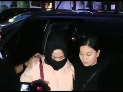 Polisi Tahan Ina Perekam Video Pengancam Penggal Kepala Jokowi