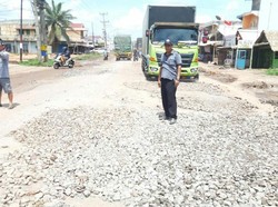 Jalan Lintas Sumatera Belum Diperbaiki, Bupati Dodi Surati Kementerian PUPR