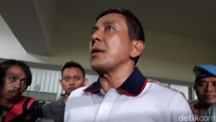 Kapolda DIY Irjen Pol Ahmad Dofiri. (Foto: Ristu Hanafi/detikcom) Kapolda DIY Irjen Pol Ahmad Dofiri. (Foto: Ristu Hanafi/detikcom)