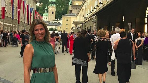 Gaya Liburan Putri Norwegia yang Punya Pacar Dukun