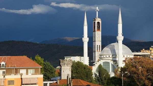Foto: Aneka Tempat Cantik di Negara Paling Toleran Dunia