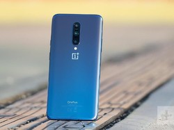 Kamera Pop-up OnePlus 7 Pro Bisa untuk Buka Tutup Botol?