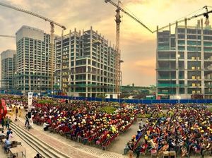 Meikarta Buka Puasa Bersama 5.000 Pekerja