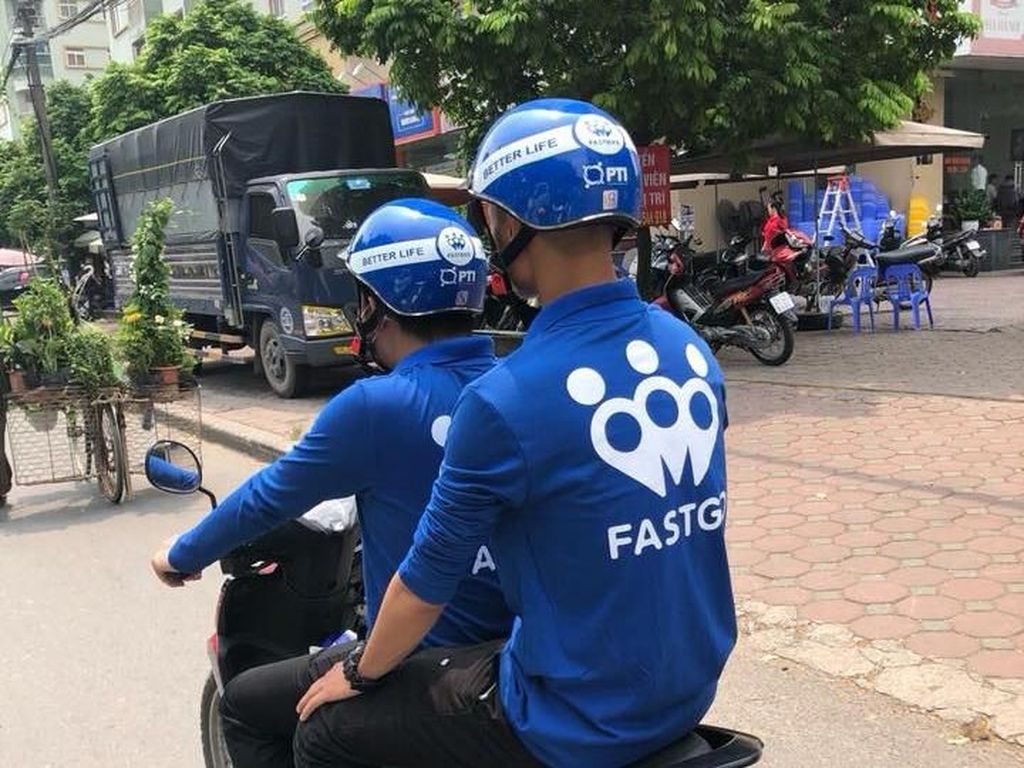 Go-Jek dan Grab Dapat Lawan Baru di Singapura Go-Jek dan Grab Dapat Lawan Baru di Singapura