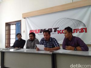 Pukat UGM Desak Jokowi Pecat 3 Menteri yang Terbelit Kasus Hukum