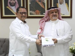 Kedubes Saudi Beri 100 Ton Kurma, Kemensos Siap Bagi-bagi ke Panti