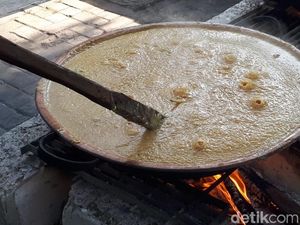 Menikmati Takjil Bubur Suro Resep Peninggalan Sunan Bonang