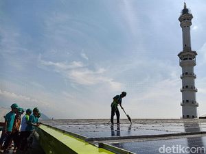 Keren, Ponpes di Kediri Ini Mandiri Pakai Listrik Tenaga Surya Keren, Ponpes di Kediri Ini Mandiri Pakai Listrik Tenaga Surya