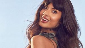 Potret Jameela Jamil, Artis Kontroversial yang Menentang Hukum Anti-aborsi