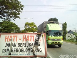 Jelang Mudik, Perbaikan Retak dan Berlubang Jalur Pantura Kudus Dikebut