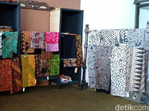 Bupati Anas Ingin Warga Pakai Batik Banyuwangi Saat Lebaran