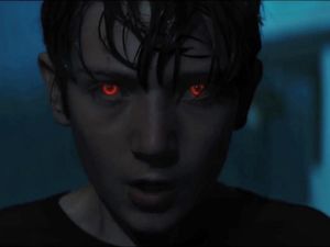 Apa Makna Simbol yang Tergambar dalam Brightburn?
