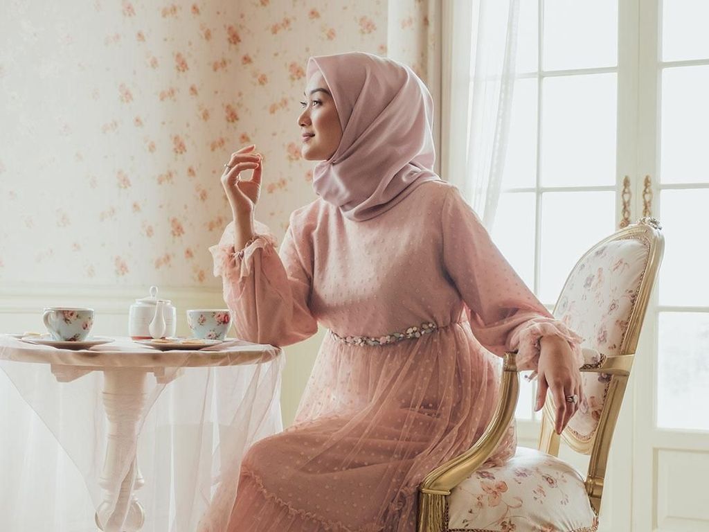 Seperti Ini Desain Baju Lebaran yang Sold Out dalam Hitungan Menit Seperti Ini Desain Baju Lebaran yang Sold Out dalam Hitungan Menit