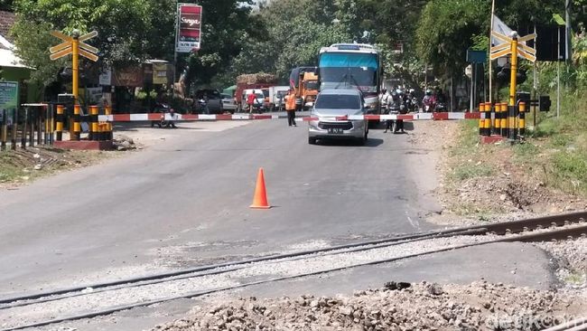 Berita Mudik Lewat Nganjuk, Catat Empat Titik Jalan Rawan Macet Sabtu 25 Mei 2019 Berita Mudik Lewat Nganjuk, Catat Empat Titik Jalan Rawan Macet Sabtu 25 Mei 2019