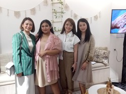 Anggota DPRD Cantik Buka Tempat Manikur Pedikur di Senayan City