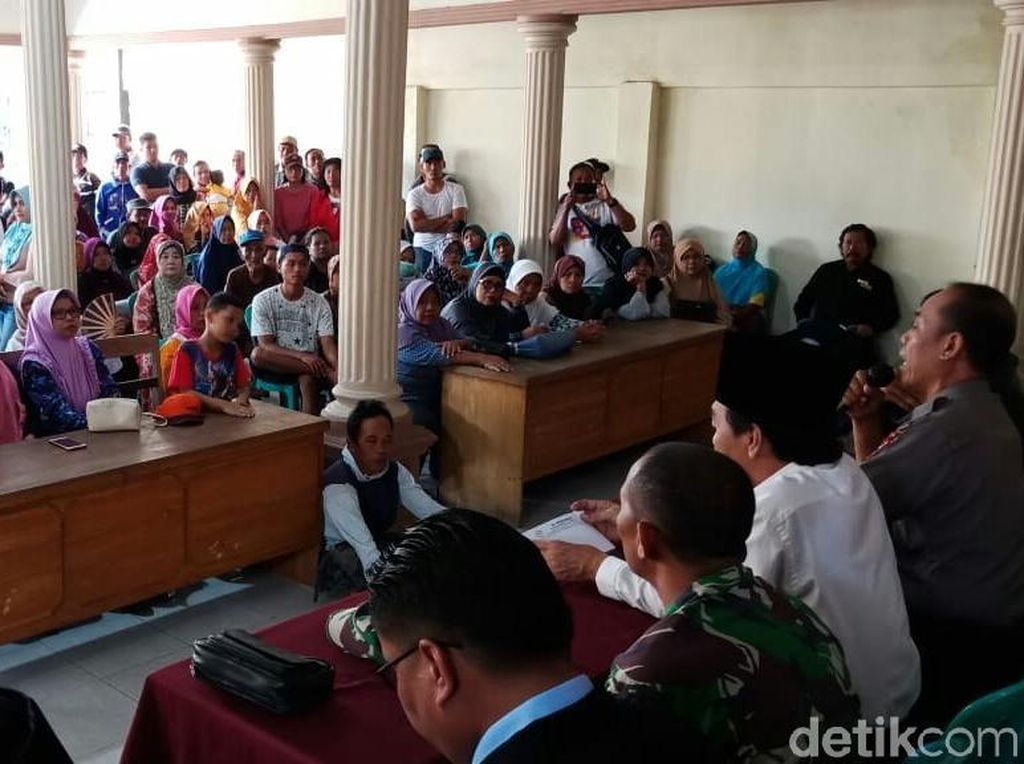 Diduga Bangkrut, KUD di Banyuwangi Tak Bisa Bagikan Miliaran Uang Nasabah Diduga Bangkrut, KUD di Banyuwangi Tak Bisa Bagikan Miliaran Uang Nasabah