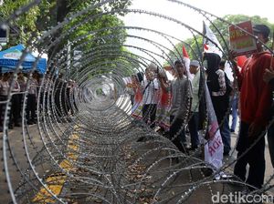 Massa SDR Gelar Aksi Dukung KPU