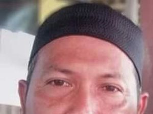 Keluarga Penyelenggara Pemilu di Jombang yang Meninggal Tolak Autopsi Keluarga Penyelenggara Pemilu di Jombang yang Meninggal Tolak Autopsi