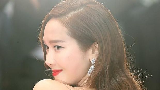 Jessica Jung akan segera merilis novel berjudul Shine 