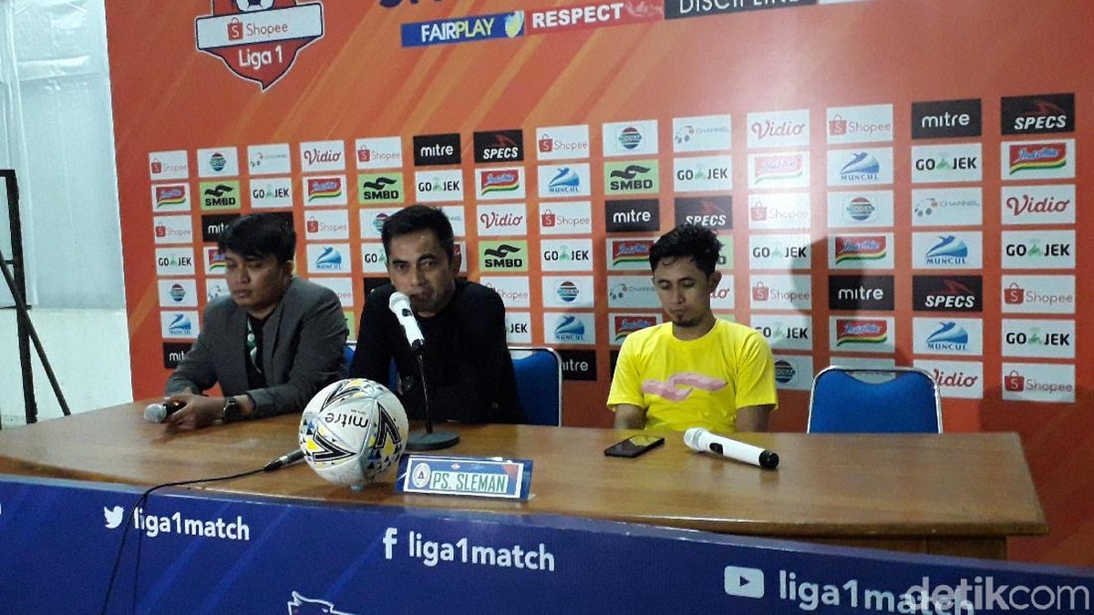 Pelatih PSS Sleman, Seto Nurdiantoro. (Foto: Ristu Hanafi/detikcom)