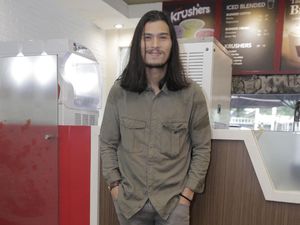 Virzha Merasa Terhormat Bisa Bawakan Ulang Langit Tujuh Bidadari