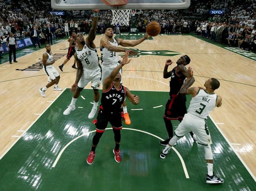Hasil NBA: Bucks Bungkam Raptors di Game 1 Final Wilayah Timur Hasil NBA: Bucks Bungkam Raptors di Game 1 Final Wilayah Timur