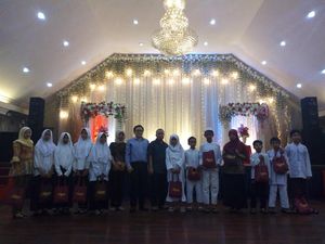 Anak Usaha Charoen Pokphand Gelar Bukber untuk Anak Yatim Anak Usaha Charoen Pokphand Gelar Bukber untuk Anak Yatim