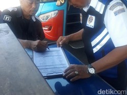 Ramp Check Angkutan Lebaran di Terminal Blitar, Ditemukan 208 Pelanggaran