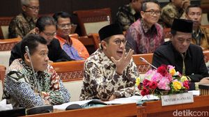 Menag dan Komisi VIII Rapat Bahas Jaminan Produk Halal