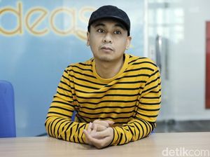 Raditya Dika Sebut Autoimun Salah Satu Penyakit yang Diidapnya Raditya Dika Sebut Autoimun Salah Satu Penyakit yang Diidapnya