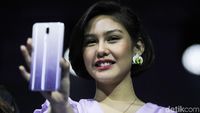 Penampilan Si Cantik Oppo F11 Jewelry White Bareng Milea