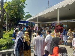 Warga Bandung Barat Serbu Bazar Sembako Murah Ramadhan Kemendag