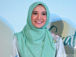 Ramai Disebut Hamil, Ternyata Zaskia Sungkar Naik 10 Kg